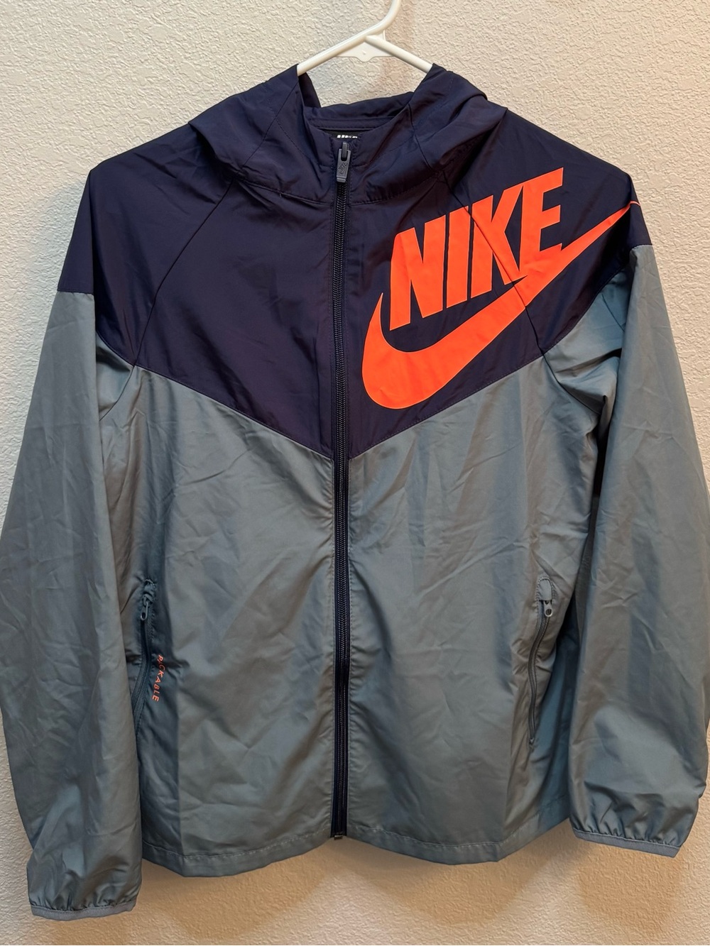 Nike Packable Windbreaker
